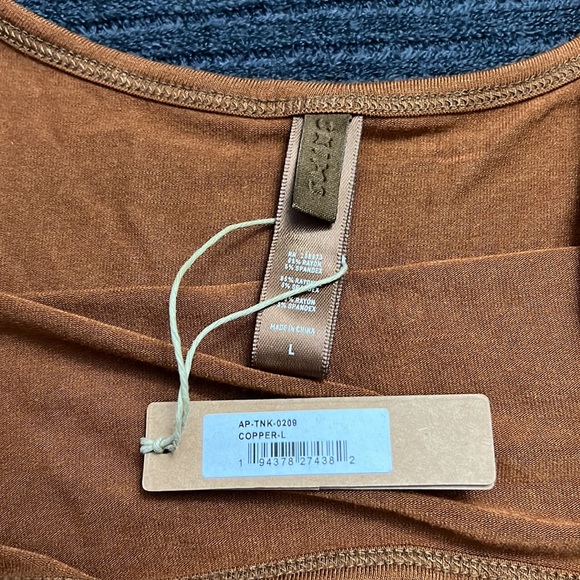 SKIMS Sleep Tank Copper NWT - Picture 4 of 6